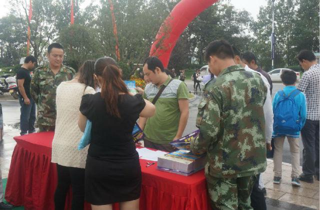 商街盛启引发全城聚焦,碧桂园凰城惨遭沦陷_