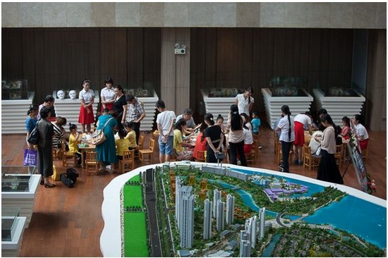 纯水岸·东湖 晶晶幼儿园签约暨张怡筠讲座落