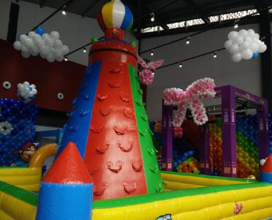 冬日嗨翻天 武汉1月周末必去的室内梦幻气球展