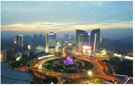武汉20年GDP狂飙17倍,增幅比肩一线城市_房