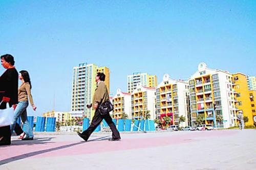 出席两会官员剧透 六大房产政策信号  利好下会