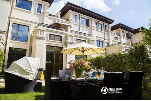 龙湖嘉誉:周末认筹破15套 压轴别墅即将售罄_