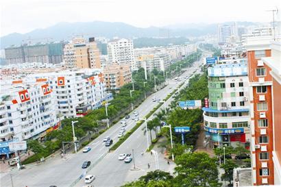 厦门湖滨北路常驻人口_厦门速度引发央媒惊叹 经过台风才知道 厦门最美的风(2)