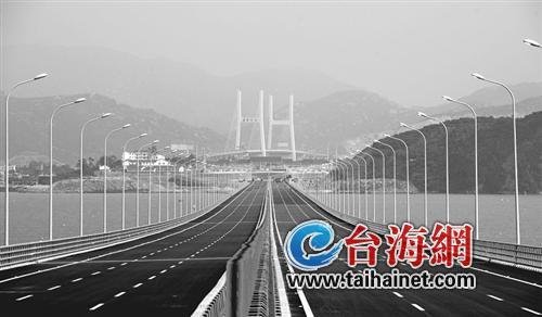 厦漳跨海大桥跨的是两城