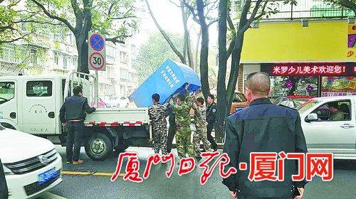 厦门142个霸道回收箱已搬走 曾占用人行道