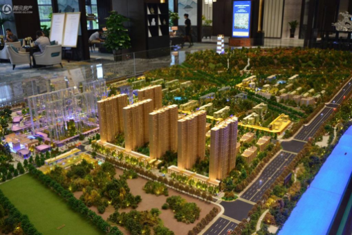 西安楼市节后开门“迎春” 售楼部人气冷热不均
