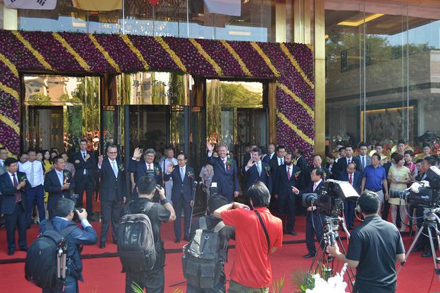 成长集团爵乐府大酒店剪彩仪式7月6日盛大举