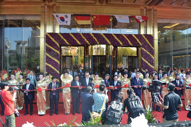 成长集团爵乐府大酒店剪彩仪式7月6日盛大举