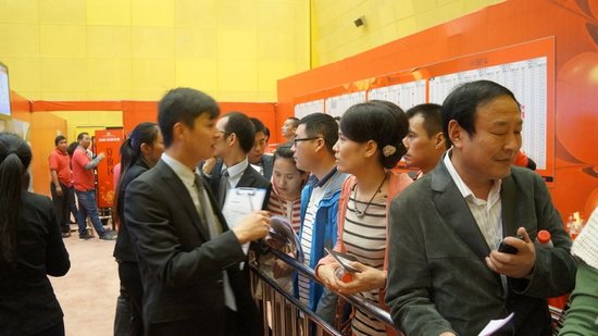 万科美景龙堂盛大开盘