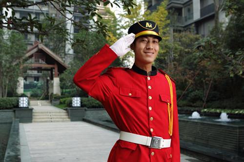 永威物业故事:挖不走的保安