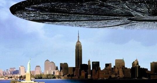 郑州经开区上空惊现UFO 实拍视频流出