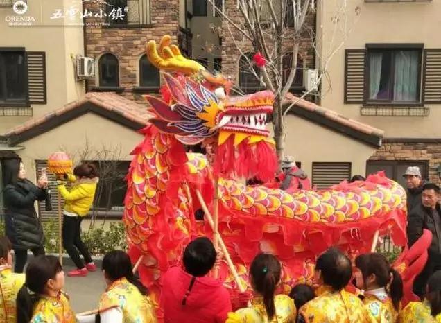 年味儿变淡？ 快来看郑州小区年味儿大比拼