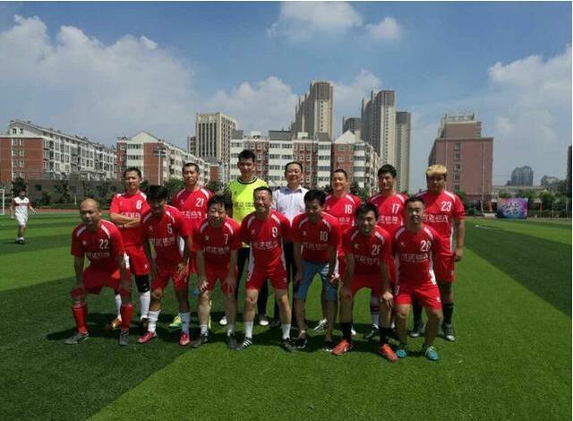 北京足球教父现身郑州大战五云山山民