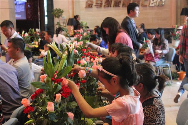 郑州金马凯旋家居CBD 母亲节活动圆满谢幕_房产河南站_腾讯网