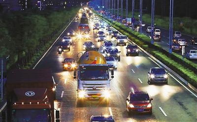 端午小长假结束 外出市民返回珠海