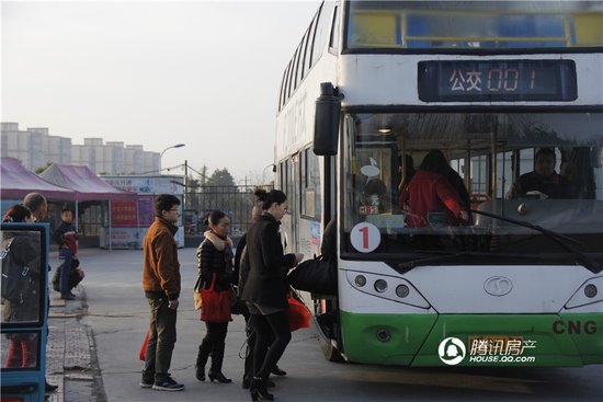 德阳公交车司机:我们和1路的故事