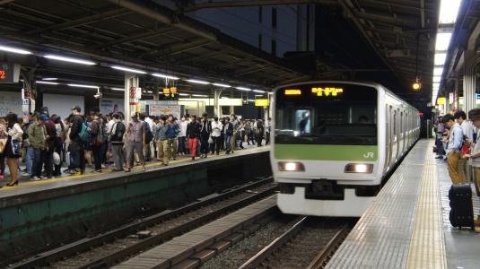 中国重新审视地铁建设热 发改委收紧地铁项目