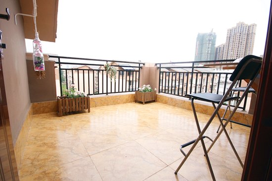 鼎虹蓝城霸气顶跃清盘发售 9米的超宽阳台居然全赠送!_频道-德阳_腾讯网