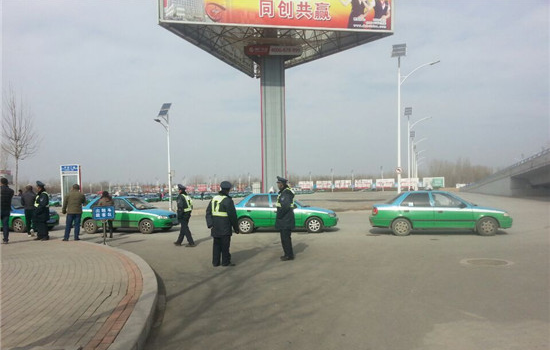 德州东站黄牛黑车不见 出租车秩序井然_频道-