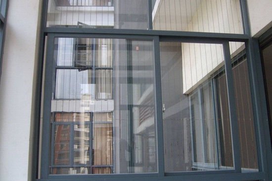 做个装修行家 铝合金窗选购安装要点_频道-鄂