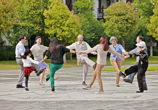 谈笑有鸿儒,往来皆人物!恒大滨河左岸开启高端
