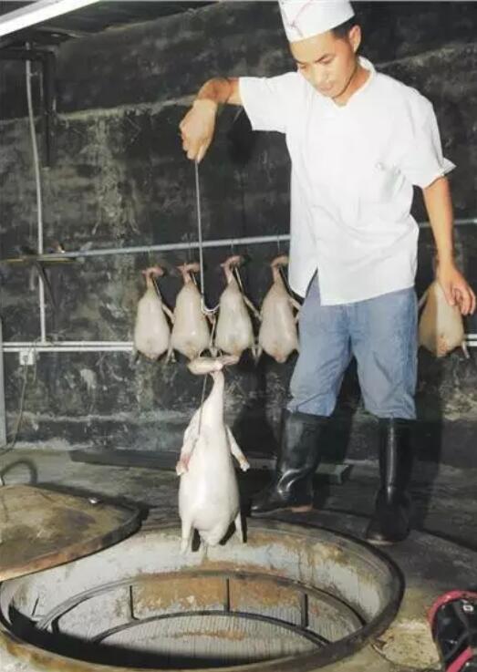 舌尖上的新会丨古井烧鹅 快到碗里来