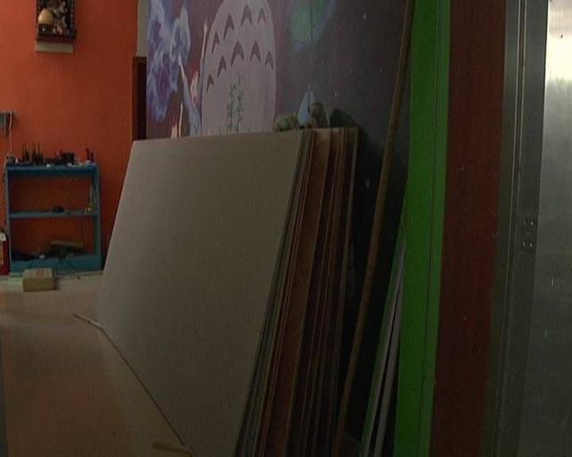 楼下商铺两年装修三次 楼上住户担心影响房屋