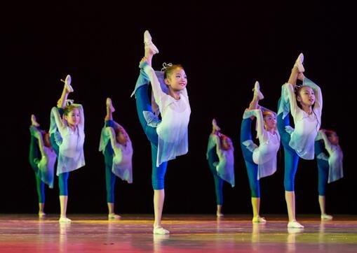 2016中国《小小好舞蹈》 与明星导师零距离接