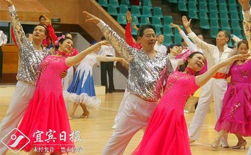第十套“北京平四”交谊舞比赛举行