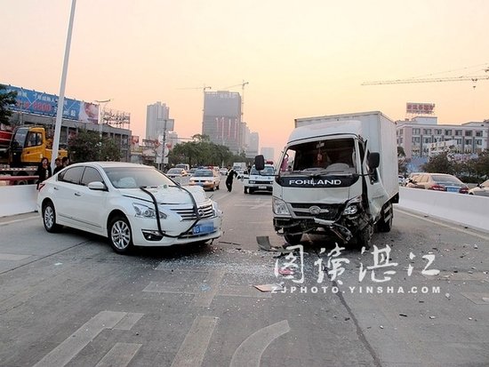 交警重申:开车过往海湾大桥务必遵守好交通规