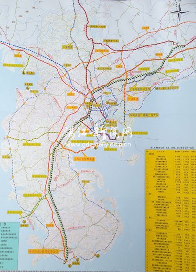 南三岛至东海岛海底隧道等三段构成,"东环"长60公里;"西环"即玉湛高速图片