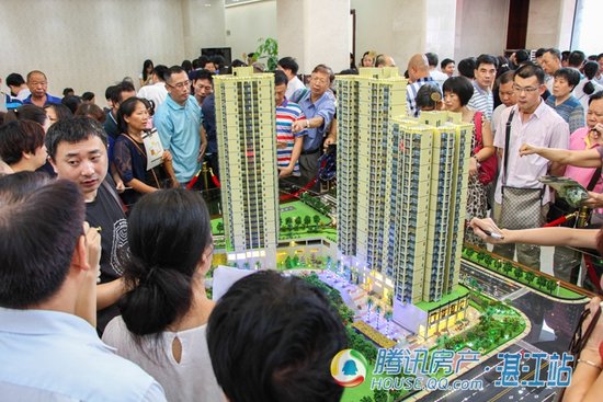 尊享城央核心臻品 荣基·财富广场营销中心5.28耀世开放