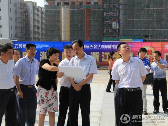市委市领导视察刀博会新展馆:国际五金刀剪商贸城
