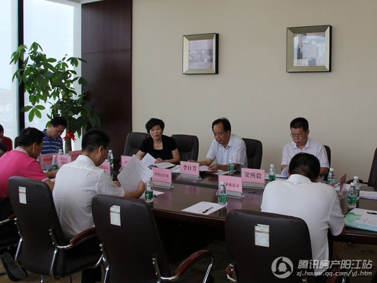 市委市领导视察刀博会新展馆:国际五金刀剪商贸城