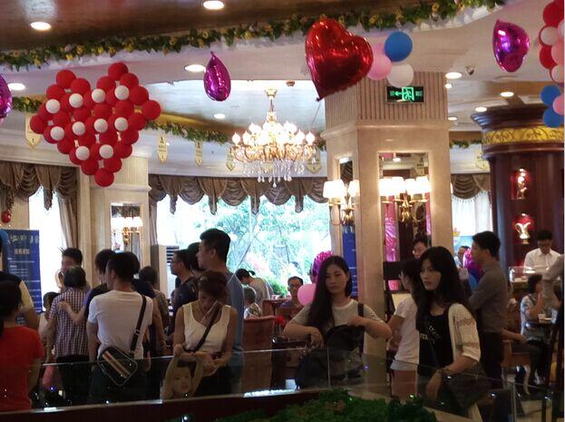 怎么编花样气球 121033690.jpg