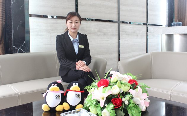 本人想做销售,软件销售、房地产销售、门窗销