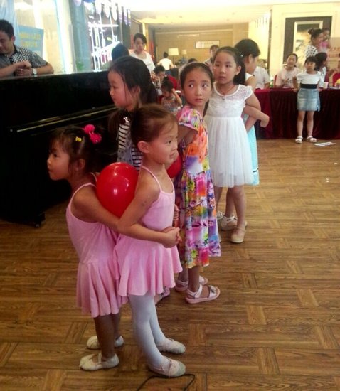 金大地国际城二期:暑期夏令营 昨日完美落幕_