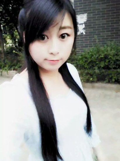 银鹭万树城【李婕】生活中的文艺女青年