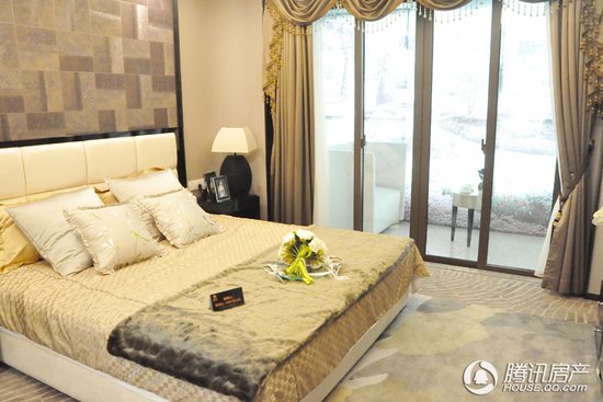 奢享智能惊艳全城 翰林世家鼎樾180阿玛尼样板