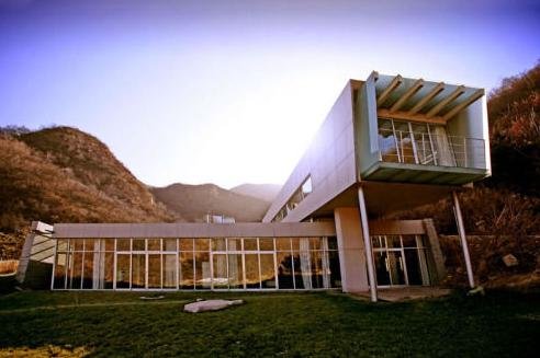 全球白手起家女富豪中国最多 房地产行业占一