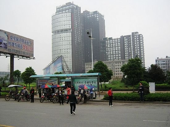 湘潭和株洲合并的经济总量_长沙株洲湘潭地图