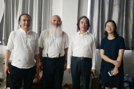 王平教授在四川美术学院"差异的共同体"系列学术讲座作讲座图片