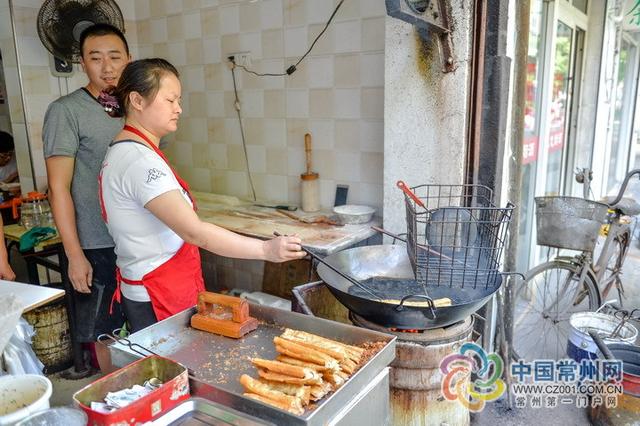 常州这位&ldquo;油条界&rdquo;网红 靠卖油条买了套房