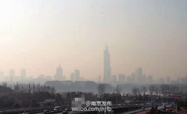 长假后期雾霾来袭 南京提前预警加大工地管控_大苏网_腾讯网