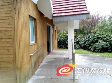 人钻钱眼进班房_道班房人均面积