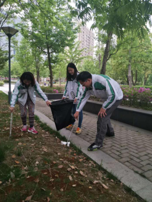 关爱地球 无锡恒隆一心义工队践行环保公益