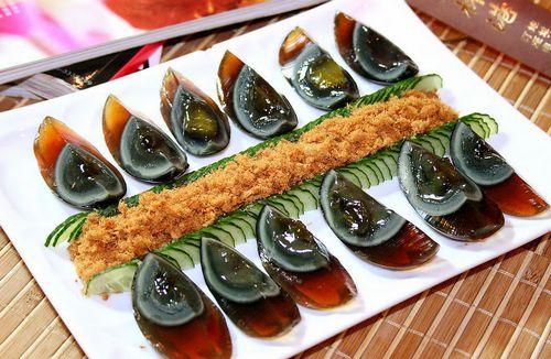 切皮蛋不粘刀的小窍门