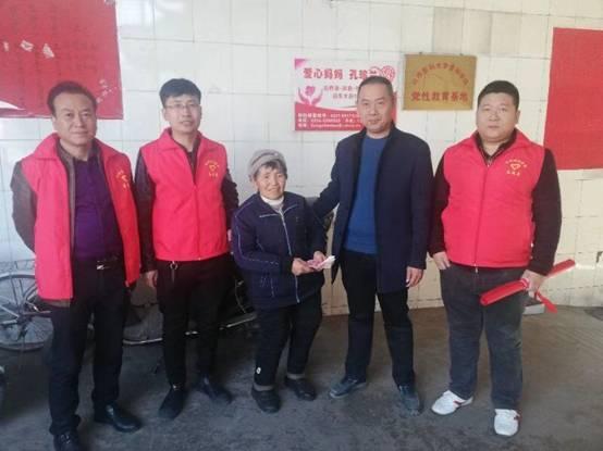 忻州同济医院志愿者看望爱心孔妈妈