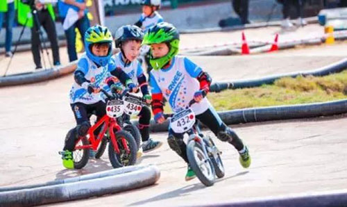 半岛骑宝儿童平衡车公开赛等你来参加