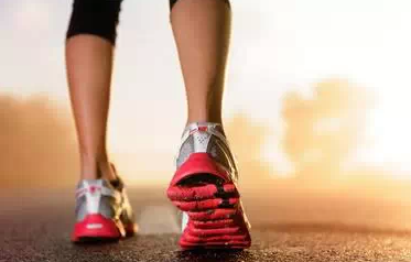 生活:长期坚持步行有18种惊人的效果!